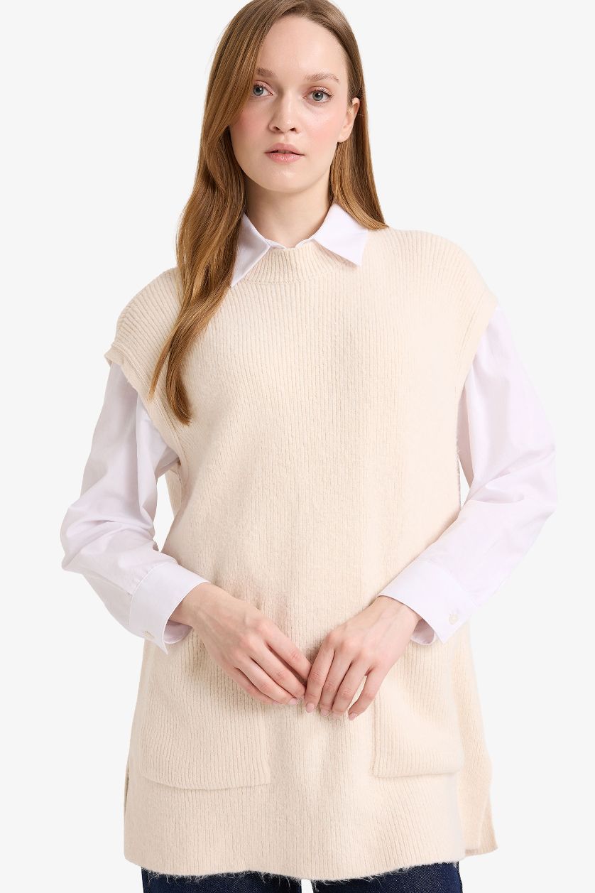 WOMAN Ecru Loose Fit Half Turtleneck Knitwear Vest