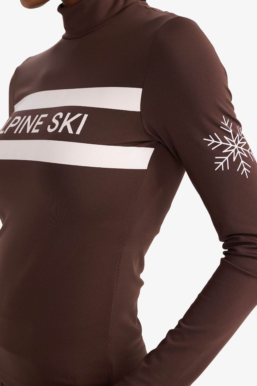 Woman Brown Slim Fit Stand Collar Fleece Lined Sports T-Shirt