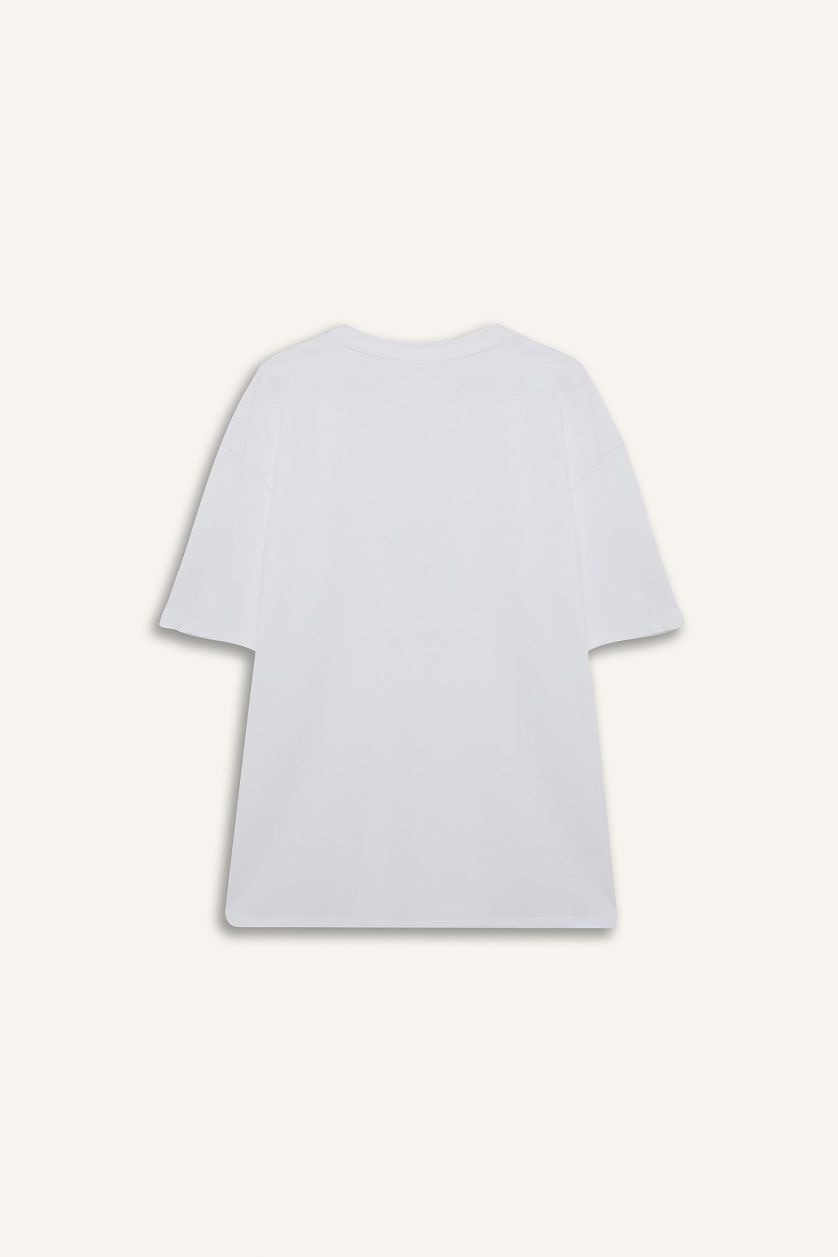 MAN White Boxy Fit Crew Neck Short Sleeve T-Shirt
