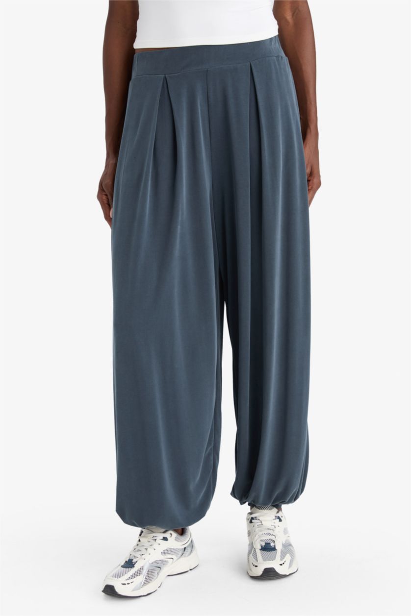 Woman Light Navy DeFactoFit Oversize Fit Short Leg Modal Sports Pants