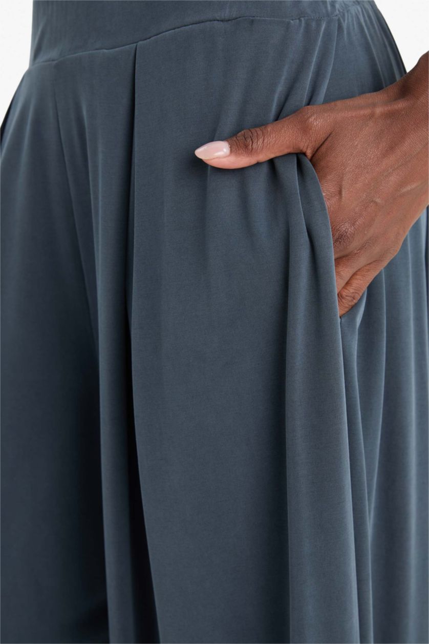 Woman Light Navy DeFactoFit Oversize Fit Short Leg Modal Sports Pants