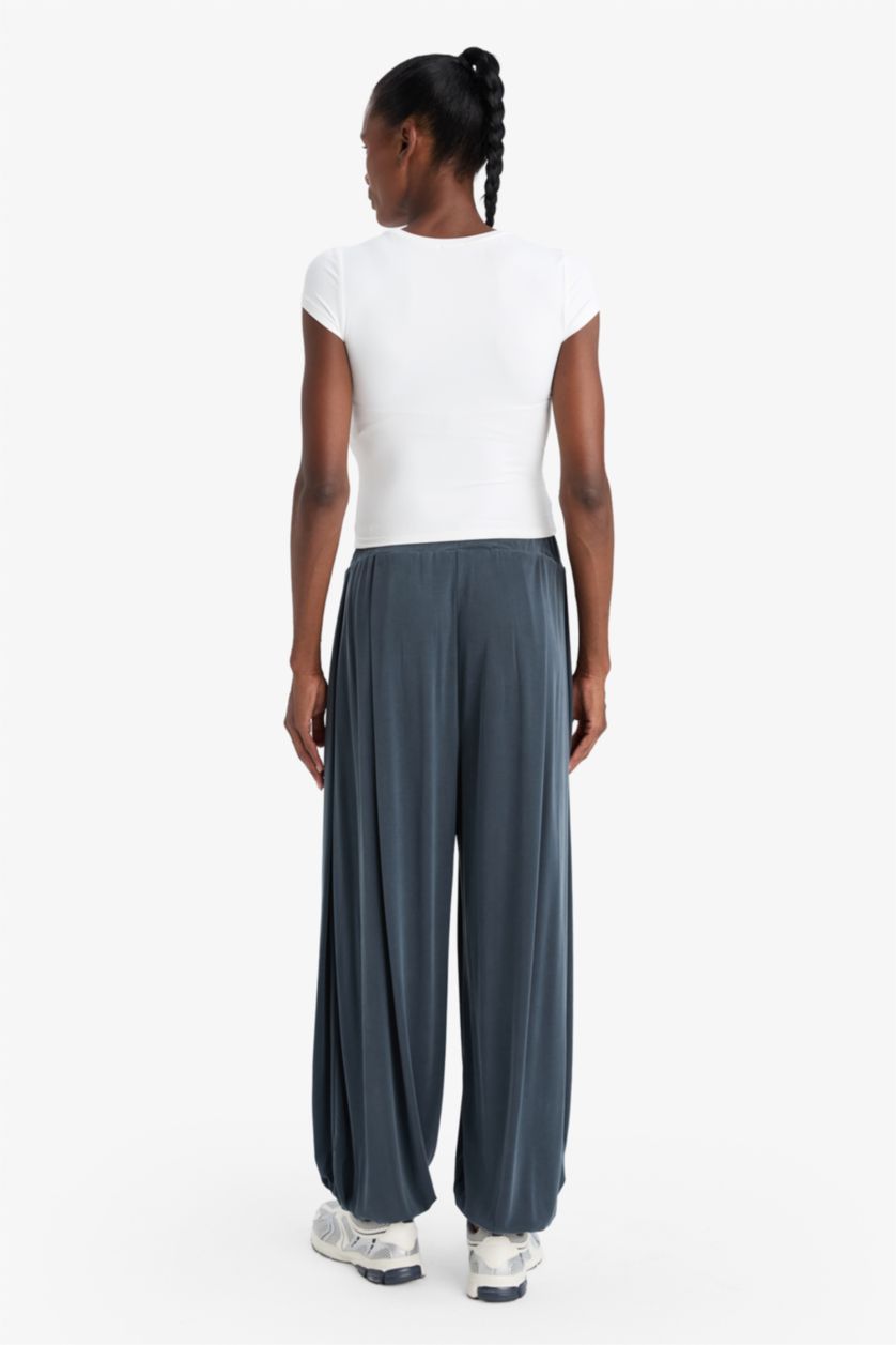 Woman Light Navy DeFactoFit Oversize Fit Short Leg Modal Sports Pants