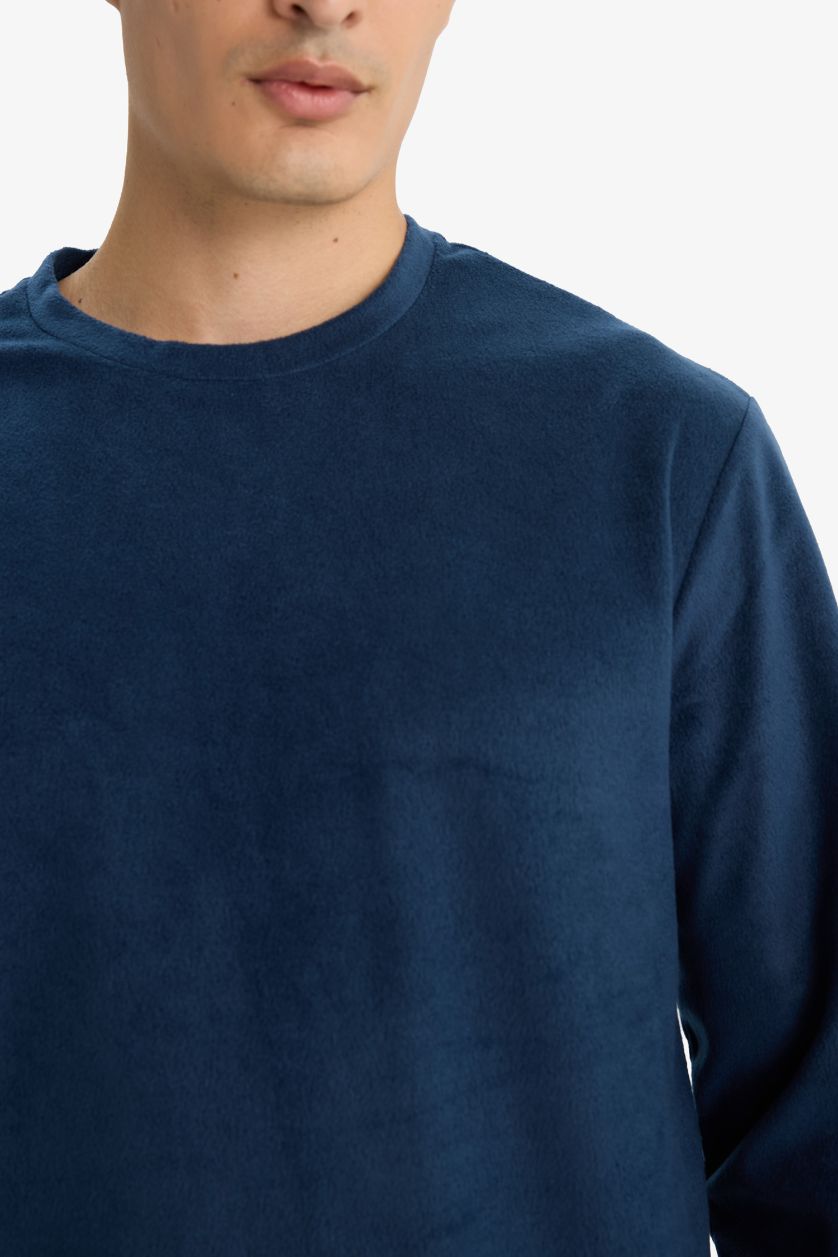 Man NAVY 2 Piece Pyjama Set with Long Sleeve Top and Plaid Pants