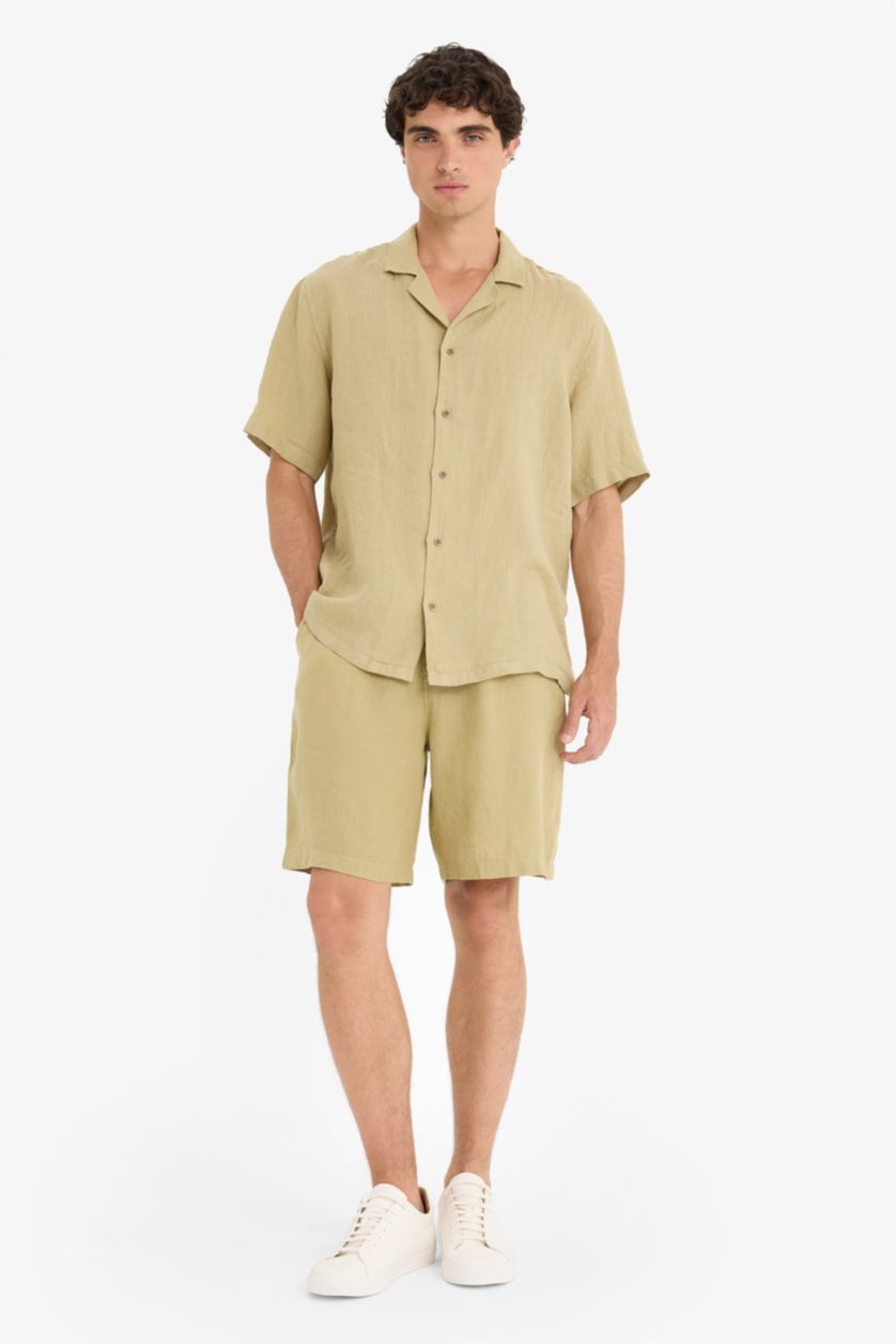 Man Light Khaki Relax Fit Linen Bermuda Shorts