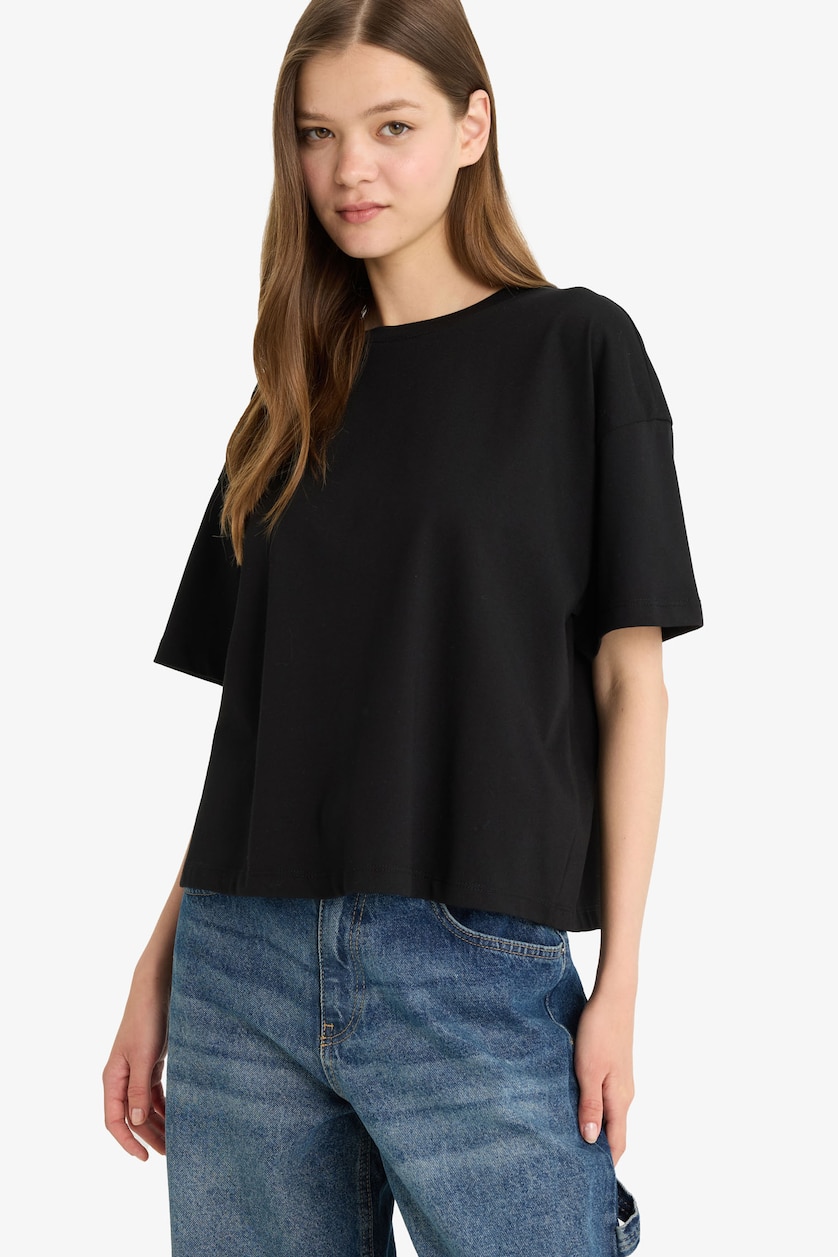 Women Black Loose Fit Short Sleeve T-Shirt