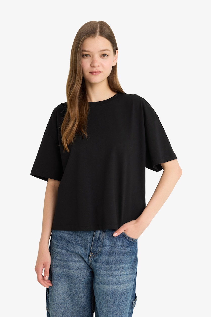 Women Black Loose Fit Short Sleeve T-Shirt