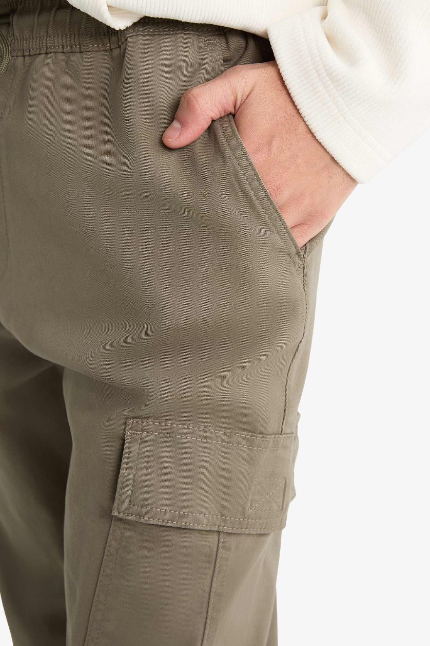 Erkek Haki Regular Fit Beli Bağcıklı Kargo Cepli Jogger Pantolon