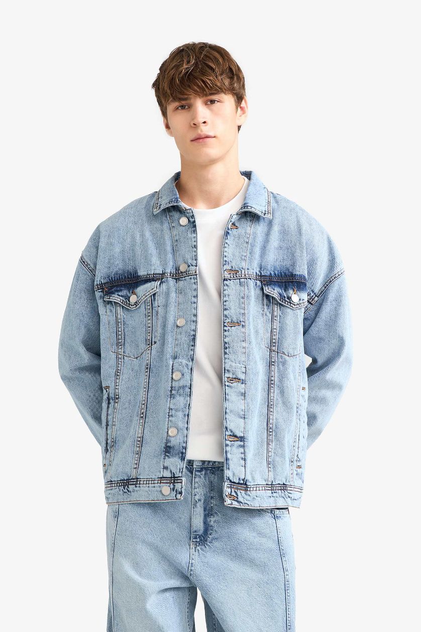 Erkek Açık Mavi Oversize Geniş Kalıp Düğmeli Denim Ceket