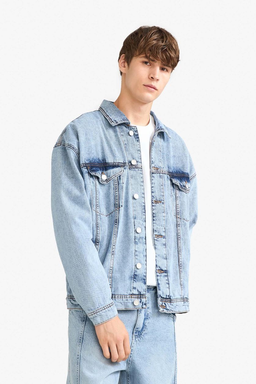 Erkek Açık Mavi Oversize Geniş Kalıp Düğmeli Denim Ceket