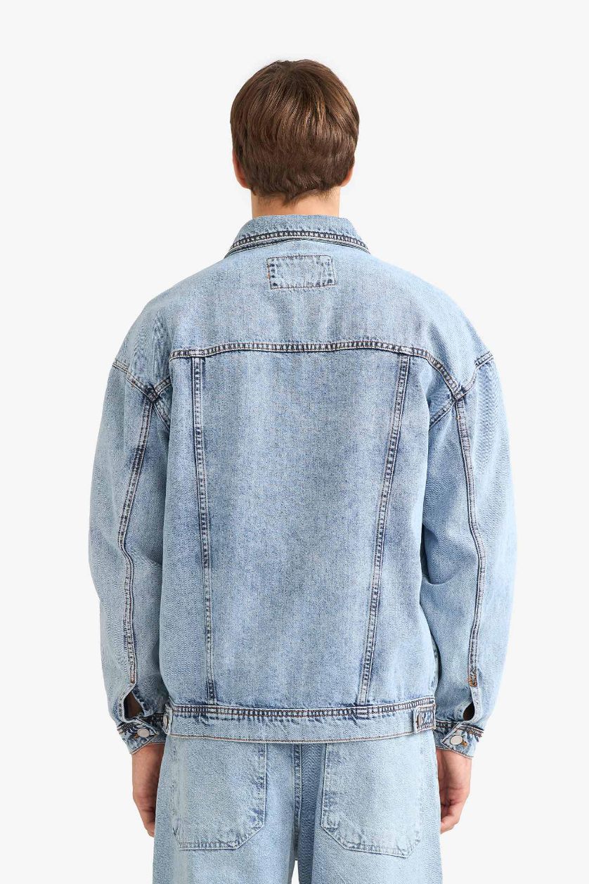 Erkek Açık Mavi Oversize Geniş Kalıp Düğmeli Denim Ceket