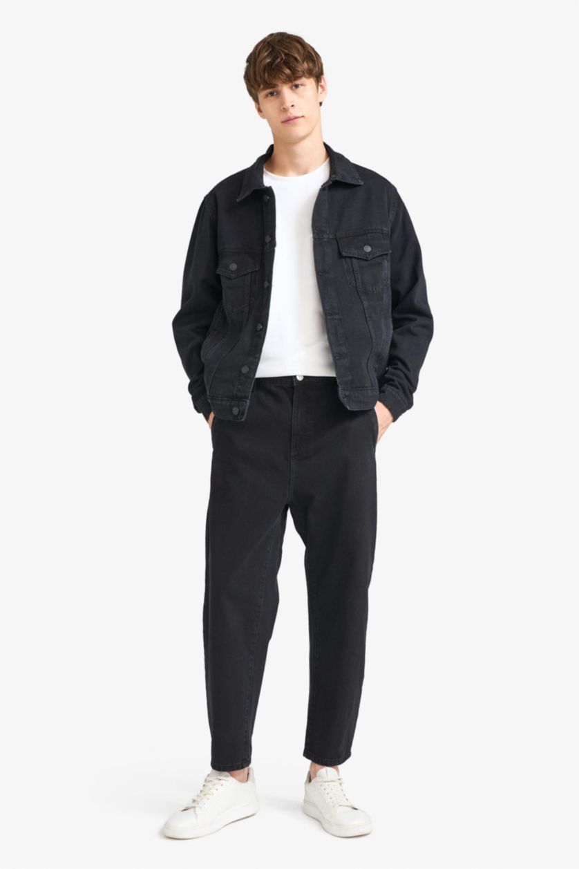 رجال أسود جاكيت جينز قصة عادية