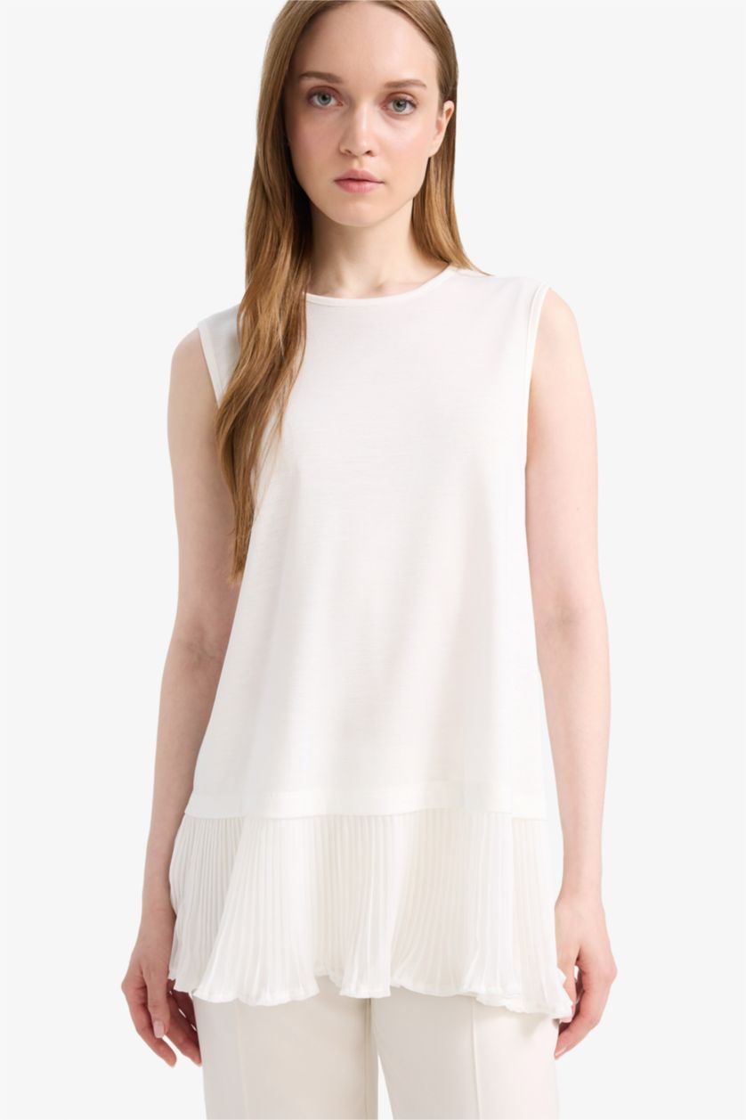 Kadın Ekru Regular Fit Bisiklet Yaka Basic Düz Kolsuz Pile Detaylı Tunik