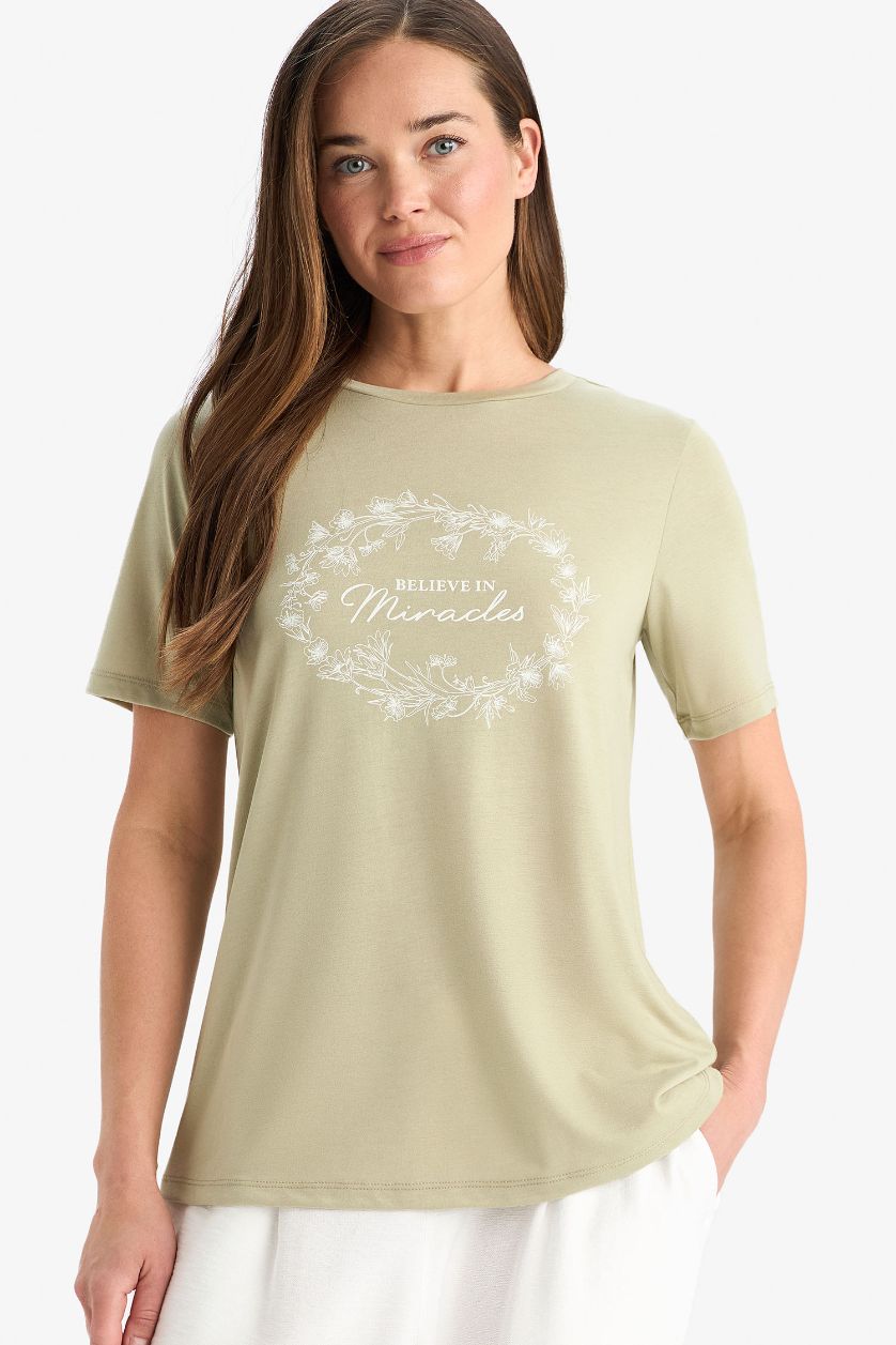 نساء كاكي فاتح Regular Fit Crew Neck Short Sleeve T-Shirt