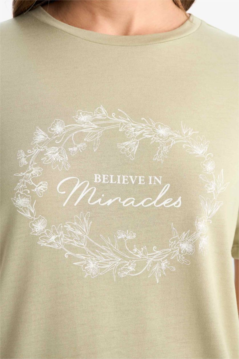 نساء كاكي فاتح Regular Fit Crew Neck Short Sleeve T-Shirt