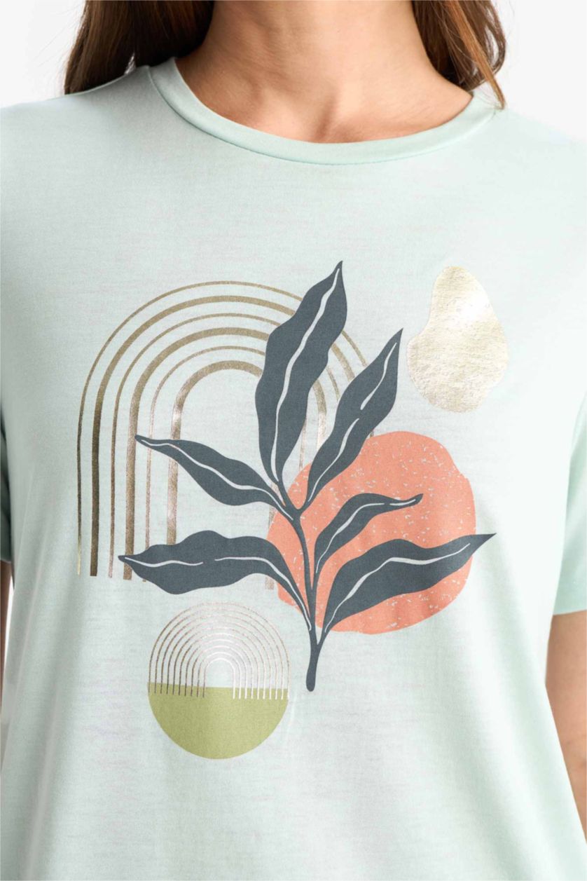 Woman Mint Regular Fit Crew Neck Printed Short Sleeve T-Shirt
