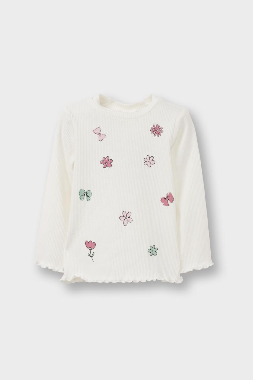 طفلة صغيرة بيج فاتح تيشيرت كم طويل قصة عادية بياقة مستديرة