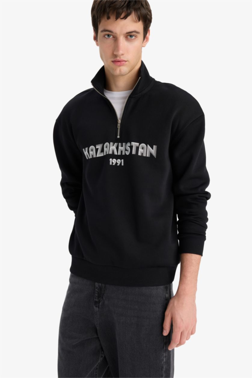 Ерлер қара бокси фит орташа биік жаға Свитер