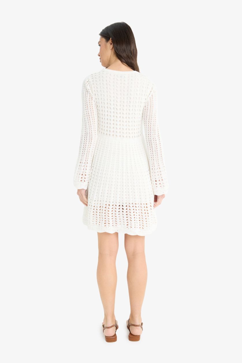 Женщины Бежевый Вязаное платье А-силуэта с длинными рукавами и ажурной вязкой