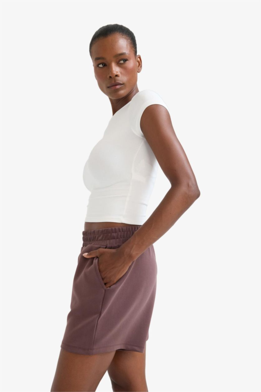 Kadın Kahve Standart Fit Kısa Paça Modal Şort