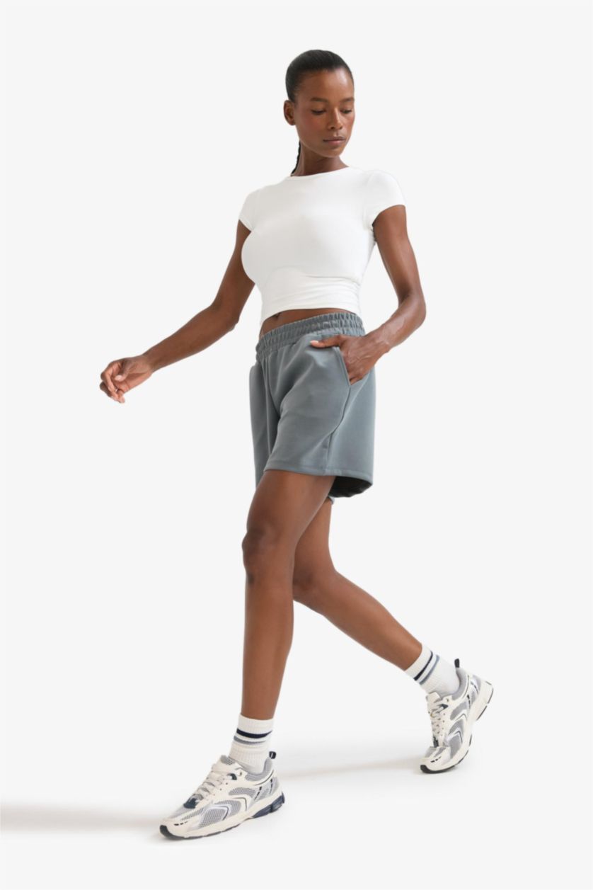 Kadın Koyu Gri Standart Fit Kısa Paça Modal Şort