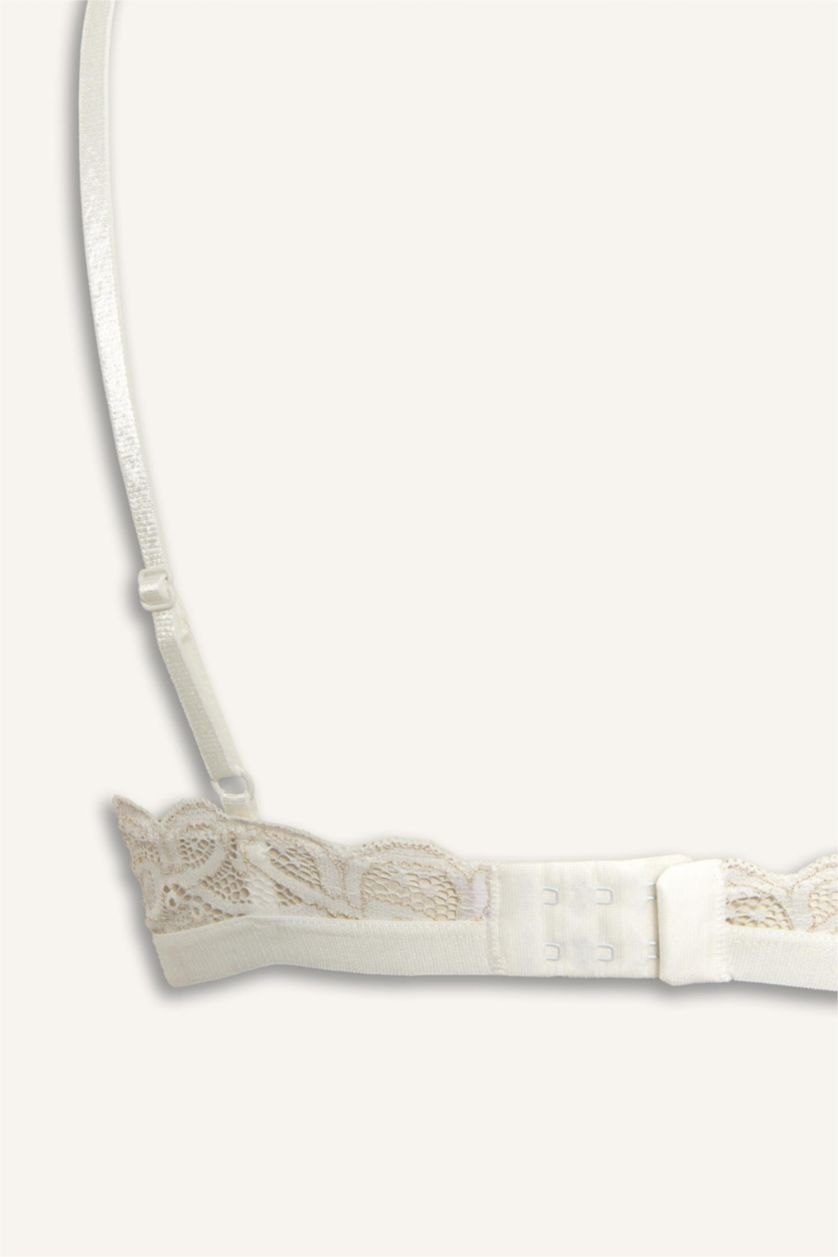 Women White Unpadded Wire-Free Lace Triangle Bra