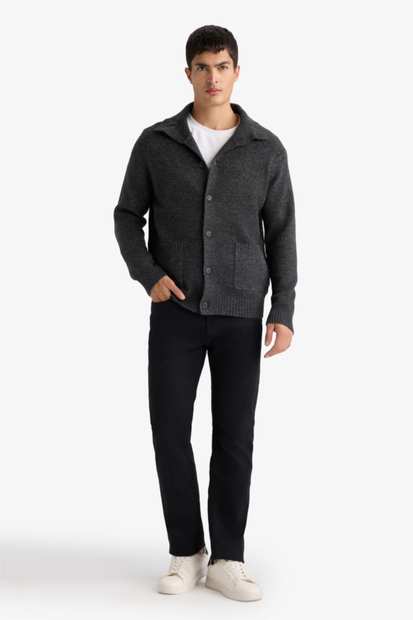 رجالي أنثرا كارديجان صوف برقبة عالية قصة عادية