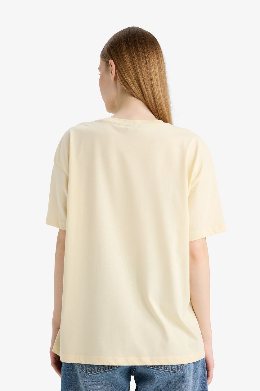 Kadın Kum Disney Lilo & Stitch Oversize Geniş Kalıp Kısa Kollu Tişört