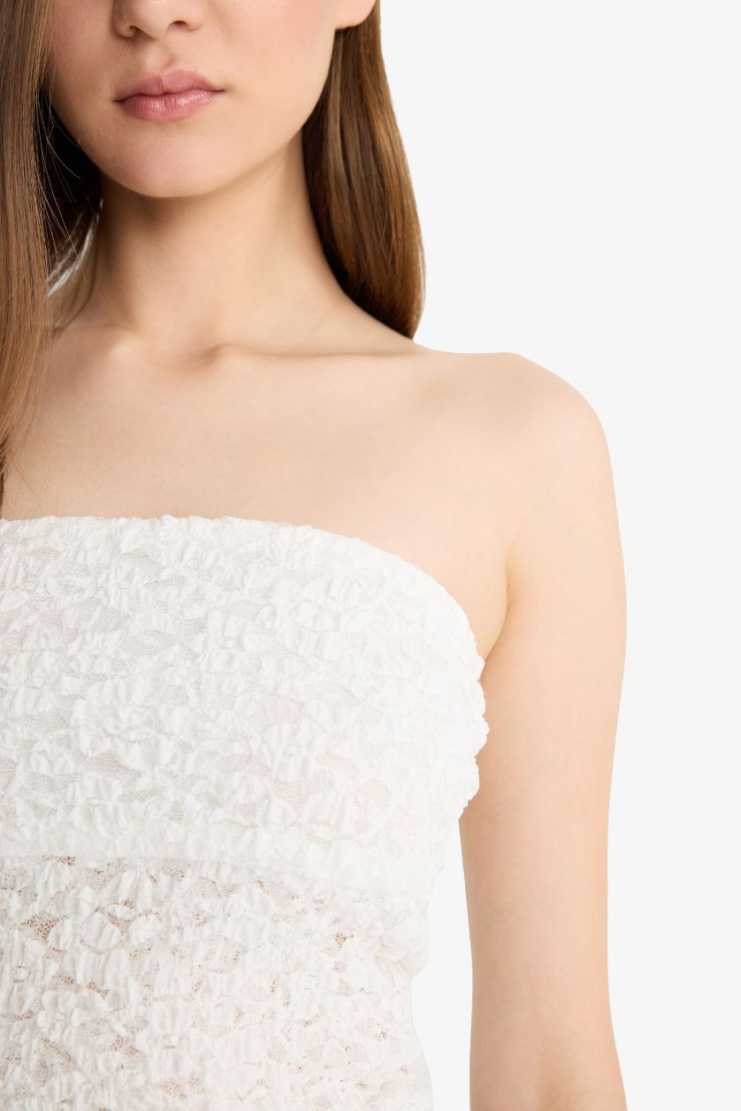 Kadın Ekru Slim Fit Dar Kesim Straplez Dantel Bluz