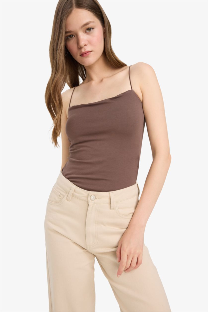 Kadın Kahve Fitted Kare Yaka Basic Düz Askılı Atlet