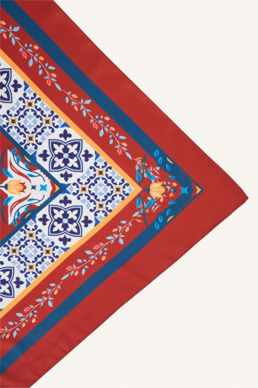 Kadın Kırmızı Kadın Fular