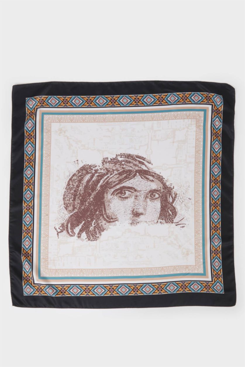 Kadın Kahve Kadın Zeugma Temalı Fular