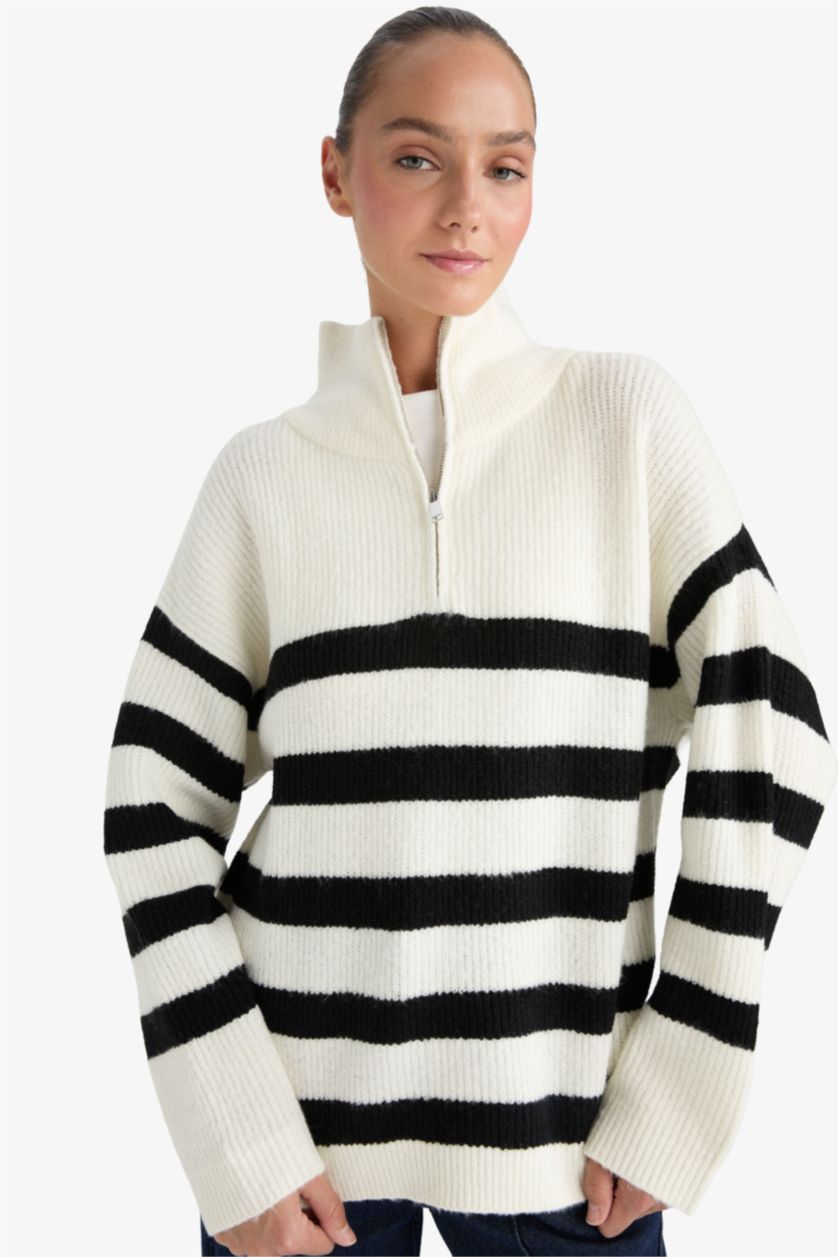 FEMME Écru Pull tricot demi-zippé Coupe décontractée