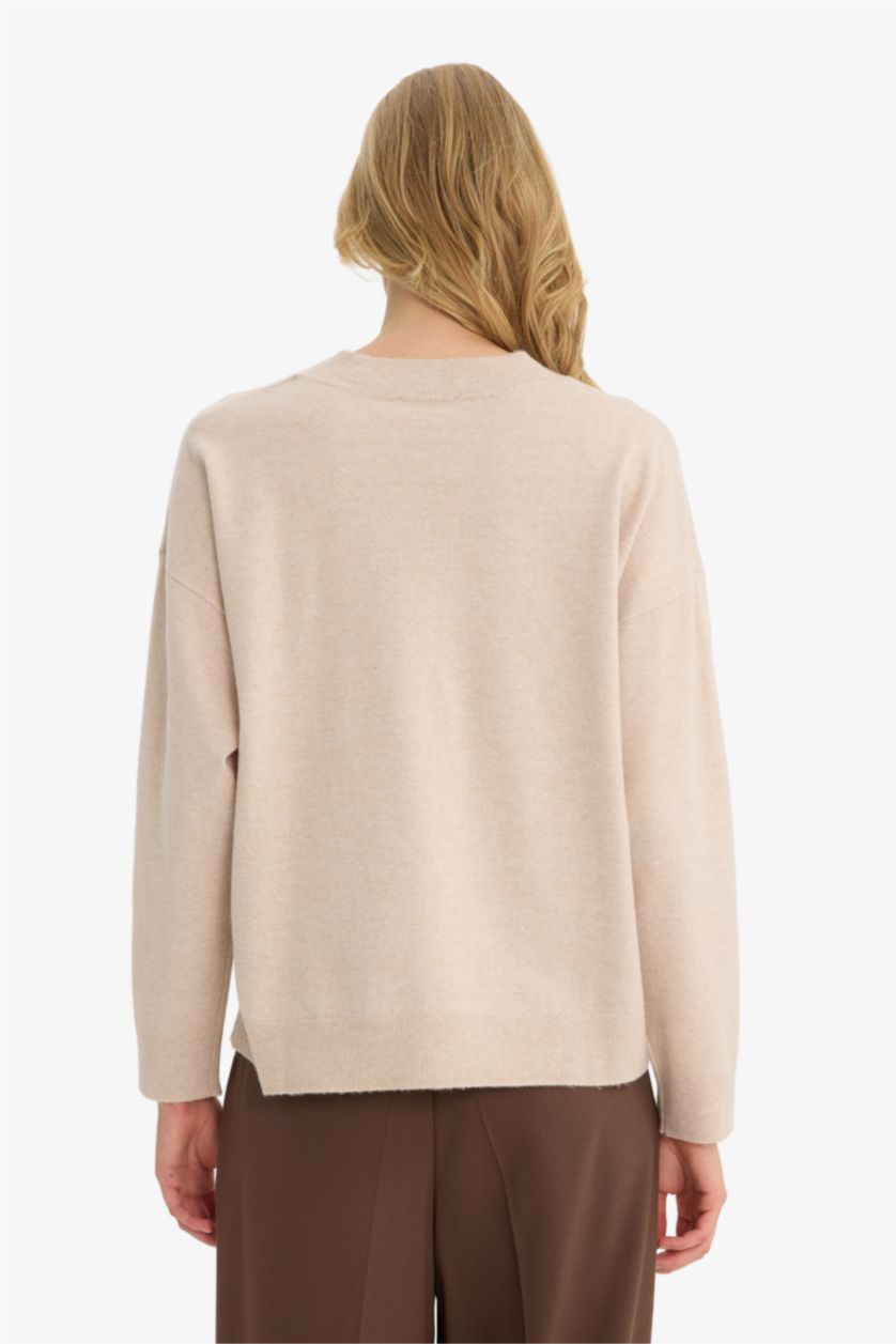 Женщины Светло-бежевый Oversize вязаный свитер с V-образным вырезом