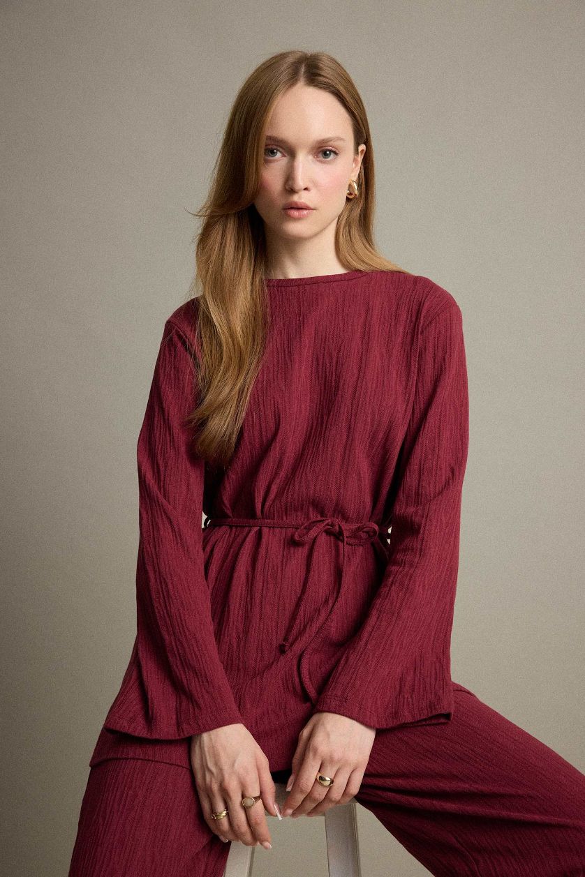 FEMME Bordeaux Tunique à col rond avec cordon à nouer et manches longues Coupe régulière