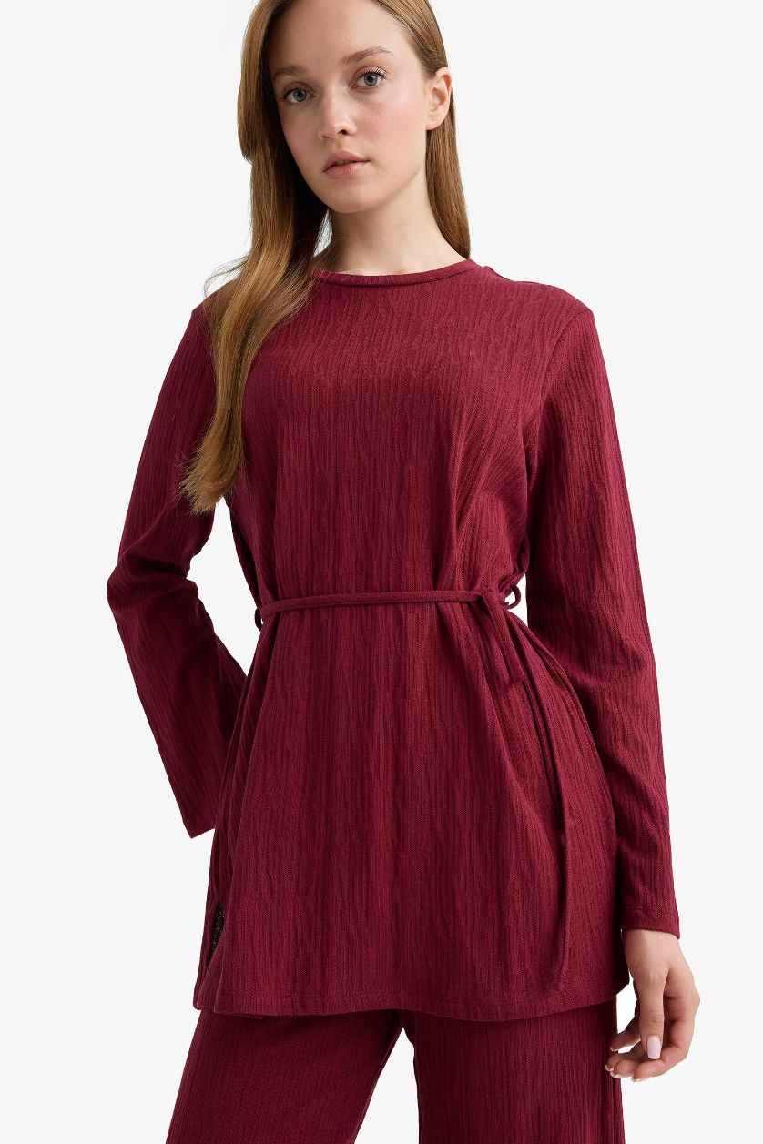 FEMME Bordeaux Tunique à col rond avec cordon à nouer et manches longues Coupe régulière