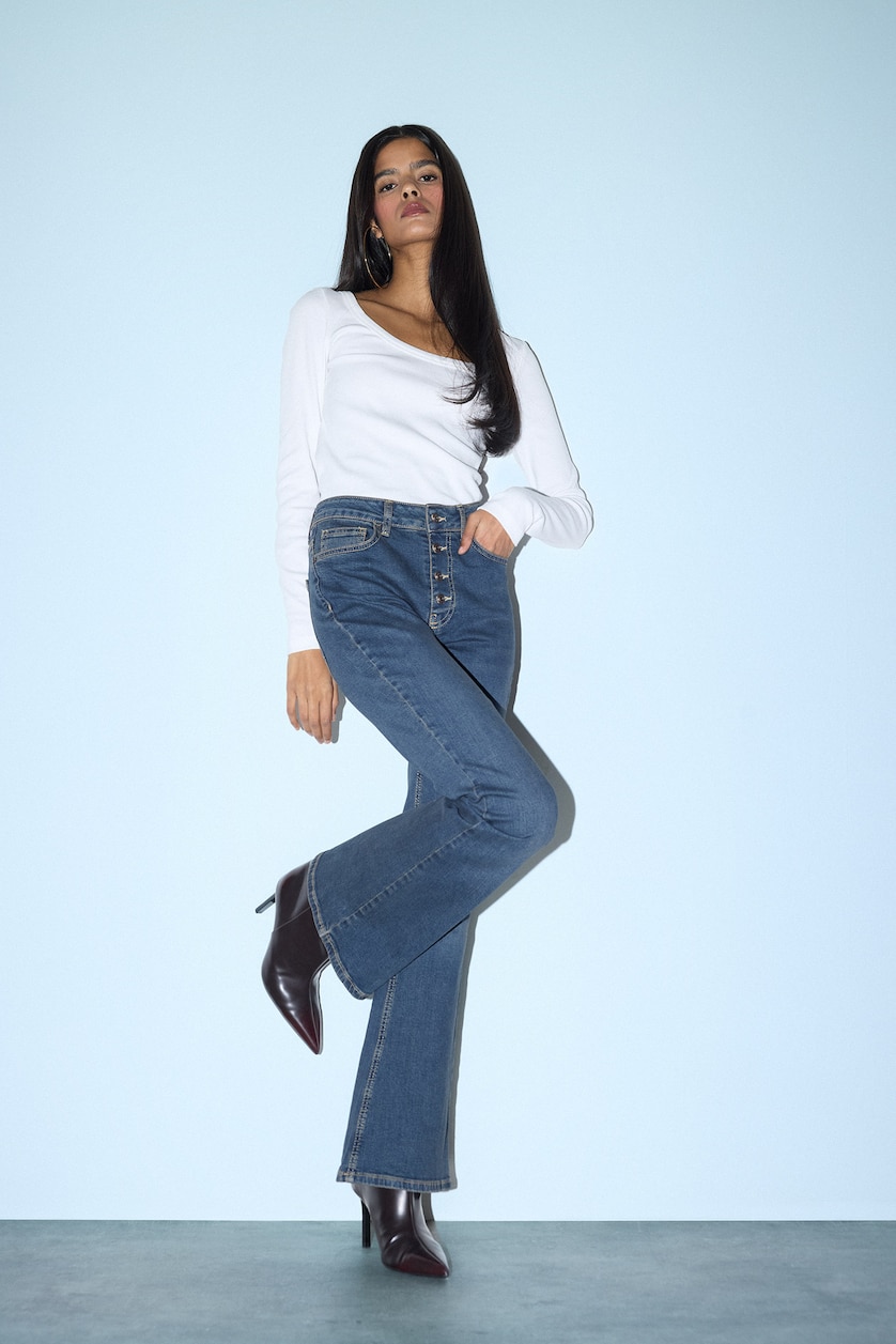 Kadın Koyu Mavi Flare Fit Orta Bel Jean