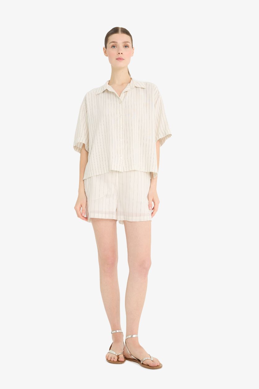 نساء بيج فاتح قميص مخطط نص ردن قصة فضفاضة من مزيج الكتان