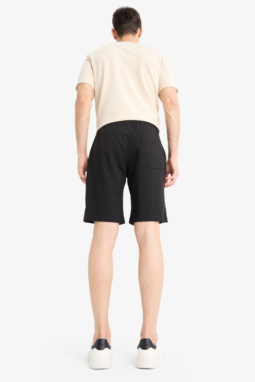 رجال أسود شورت كابري من قماش سويت