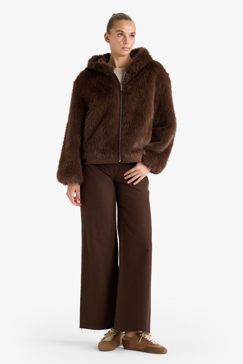 Woman Brown Regular Fit Fur Faux Fur