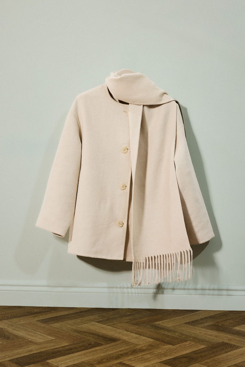 Kadın Ekru Yün Karışımlı Çıkarılabilir Atkılı Relax Fit Düğmeli Kaşe Kaban