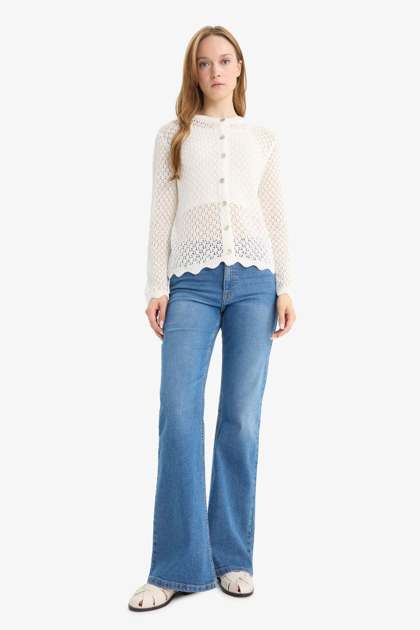 Woman Ecru Regular Fit Crew Neck Knitwear Cardigan