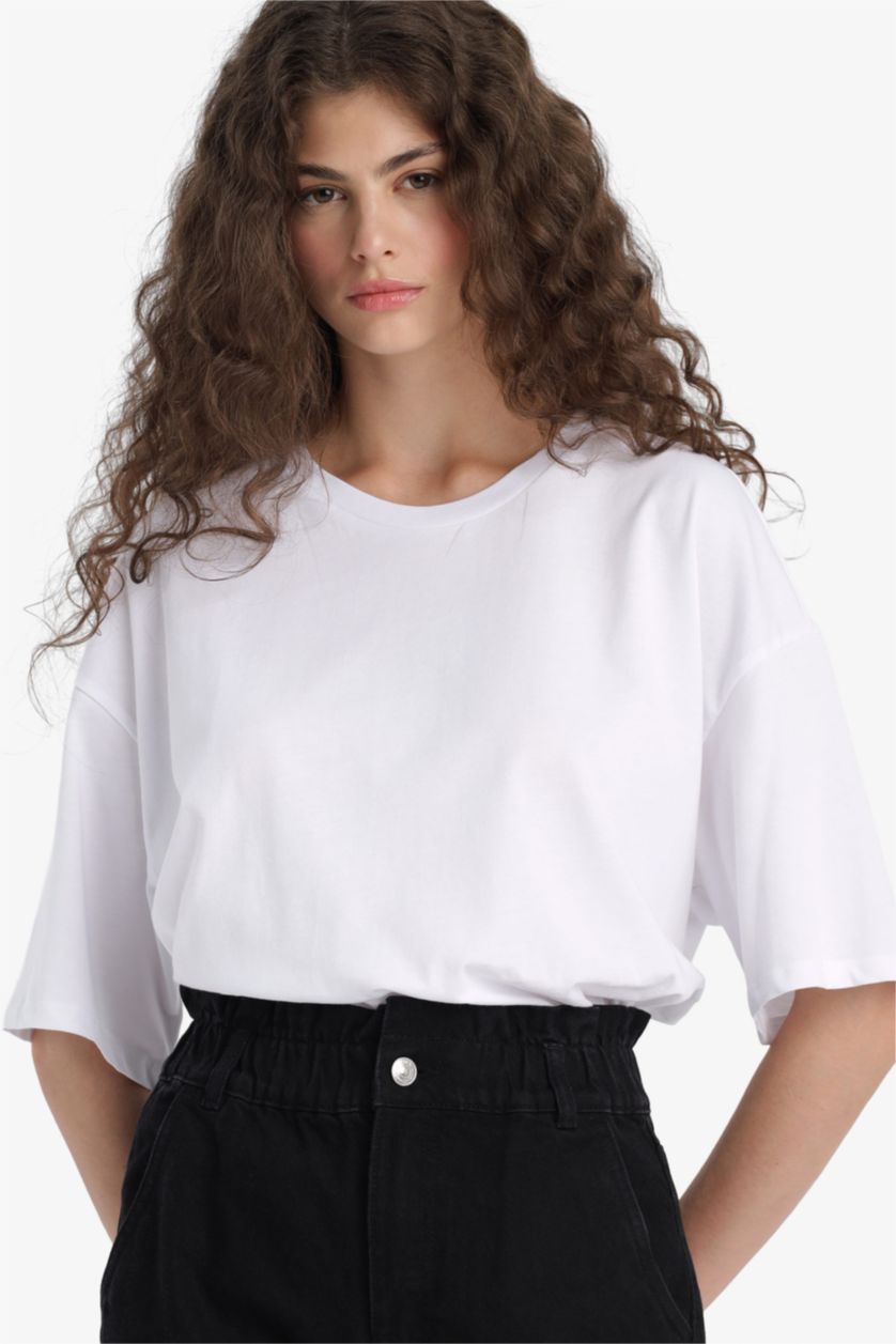 حريمي اوف وايت تيشيرت نص كم قصة عادية أبيض و أسود برقبة مستديرة - قطعتين