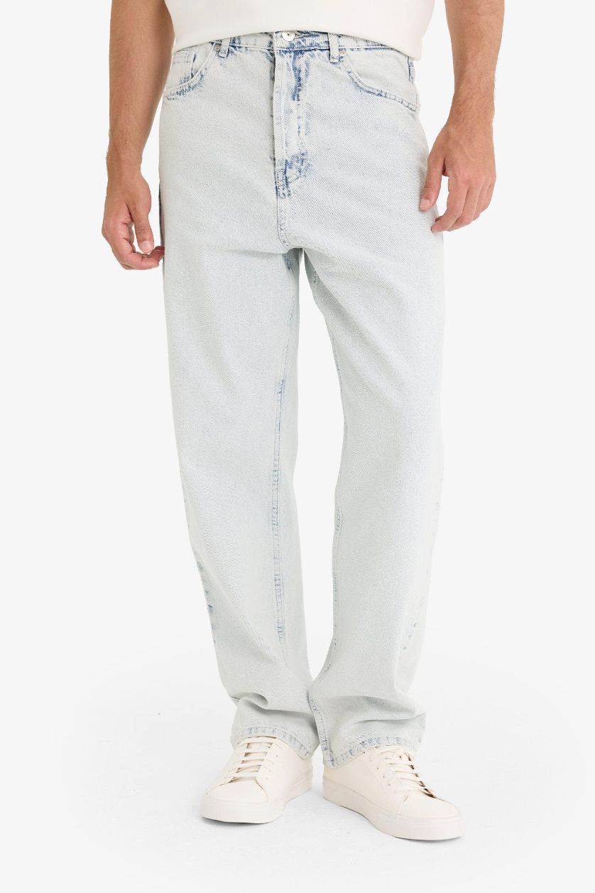 MAN Ice Blue Cotton Baggy Fit Wide Leg Washed Jeans