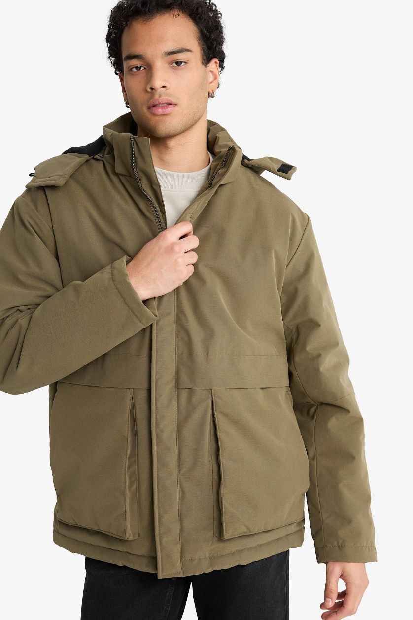 Ерлер хаки бас киімді Пальто