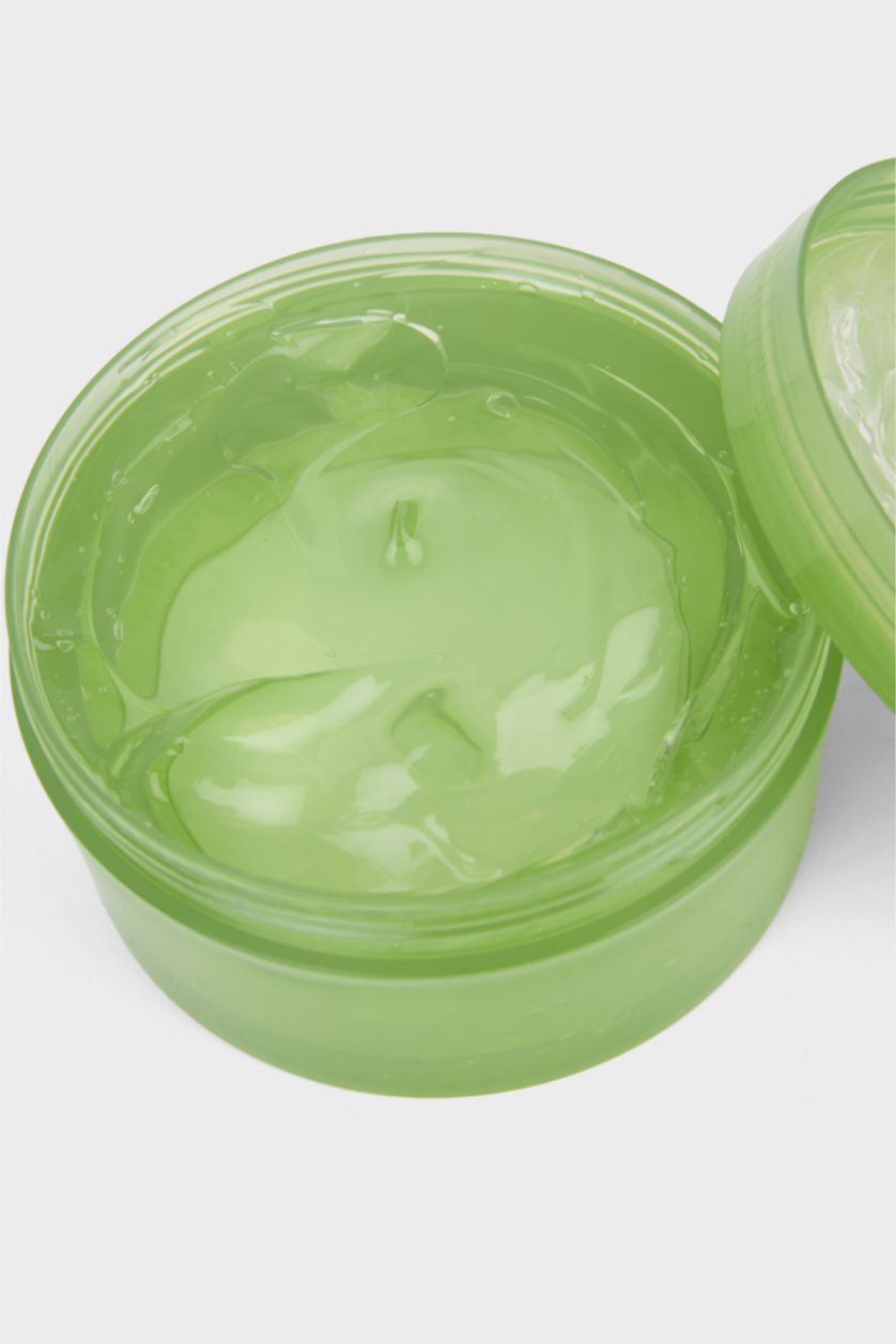 Kadın Yeşil Nature Republic Organik Aloe Vera Yatıştırıcı Jel 300 ml