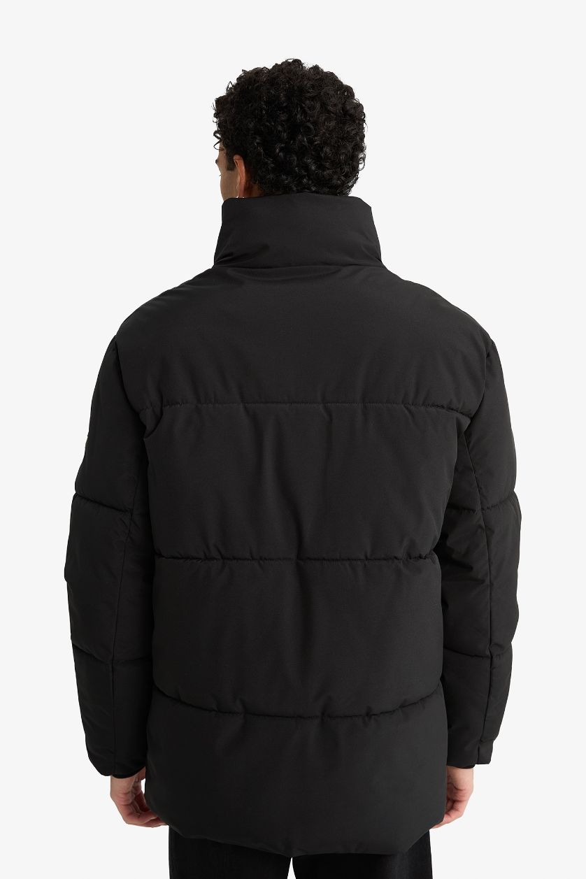 Erkek Siyah Su İtici Fermuarlı Mont