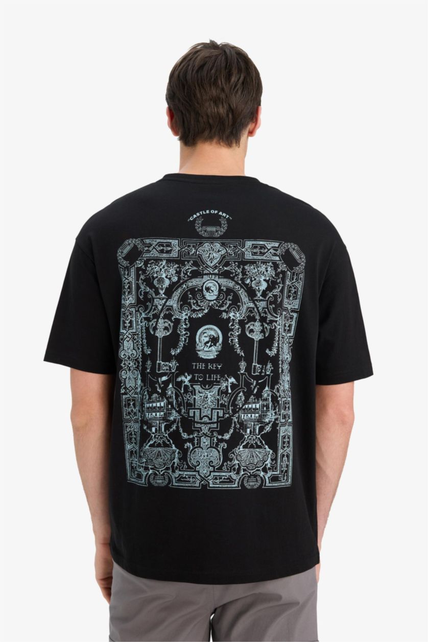 Erkek Siyah %100 Pamuk Boxy Fit Bisiklet Yaka Sırt Baskılı Kısa Kollu Tişört