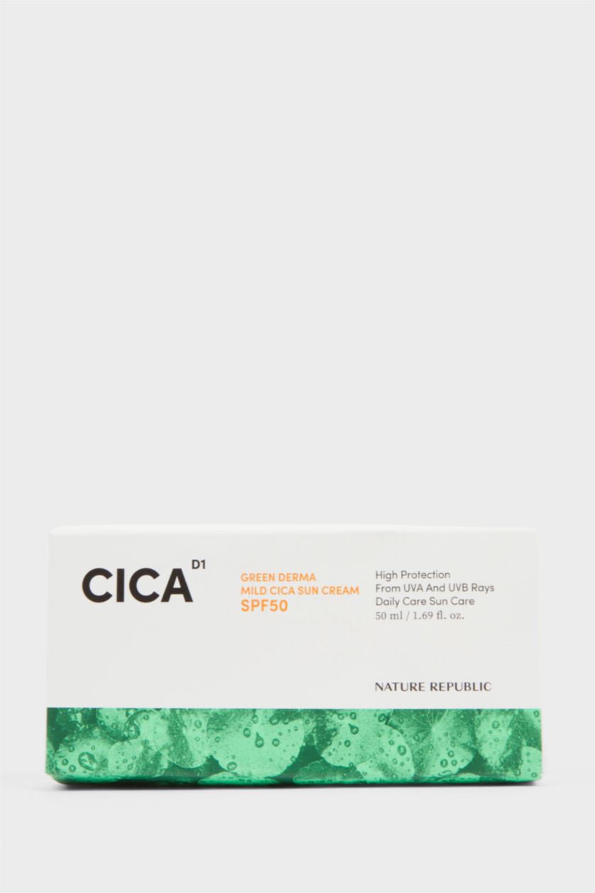 Kadın Açık Yeşil Nature Republic Green Derma Cica Sunscreen SPF 50 50ml – Yatıştırıcı & Yüksek Korumalı Güneş Kremi