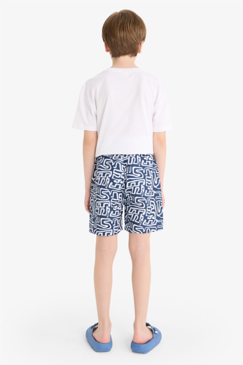 أولادي كحلي شورت بحر اولادي أبيض كحلي