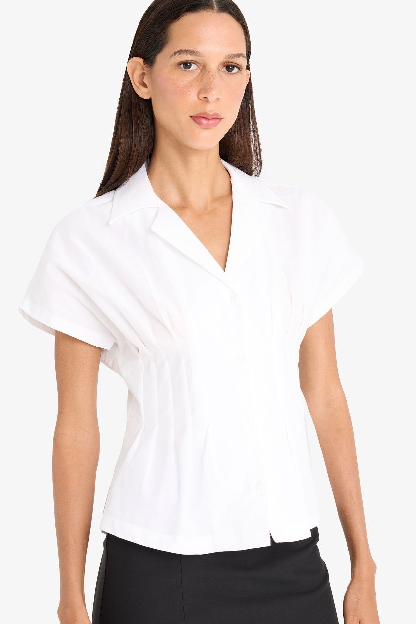 Woman White Slim Fit Shirt Collar Poplin Short Sleeve Shirt